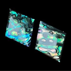 💖 Iridescent Abalone Shell Diamond-Shaped Earrings 💖